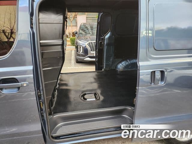 Hyundai Grand Starex CVX Deluxe, 2012 8