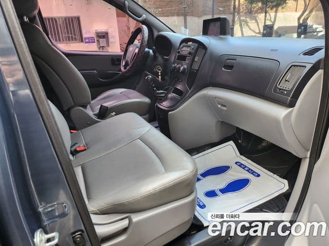 Hyundai Grand Starex CVX Deluxe, 2012 10