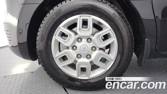 Hyundai Staria Modern, 2023 все фото