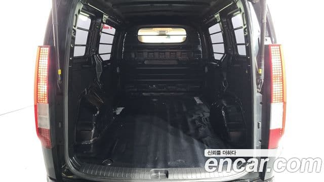 Hyundai Staria Modern, 2023 20