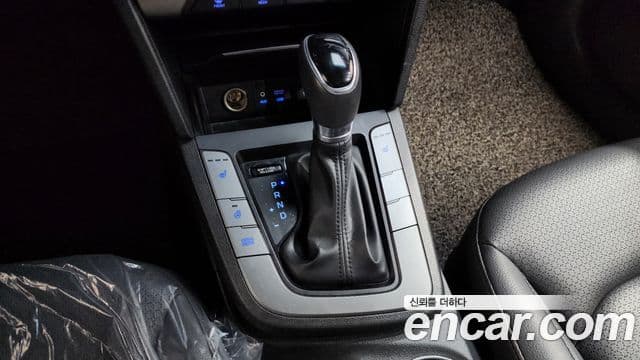 Hyundai Avante AD 1.6 GDI Smart, 2016 9