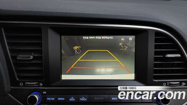 Hyundai Avante AD 1.6 GDI Smart, 2016 17