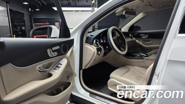 Mercedes-Benz GLC-класс X253 GLC300 4MATIC, 2019 10