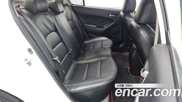 Kia K3 Noblesse, 2013 12