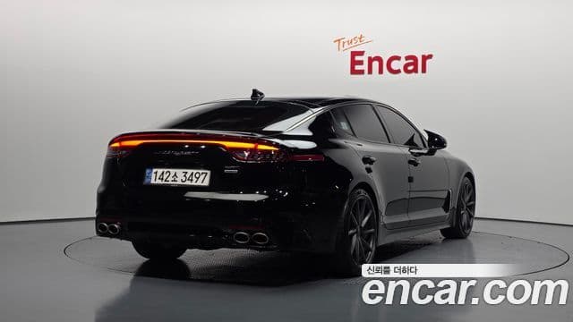 Kia 스팅어 Platinum, 2018 2