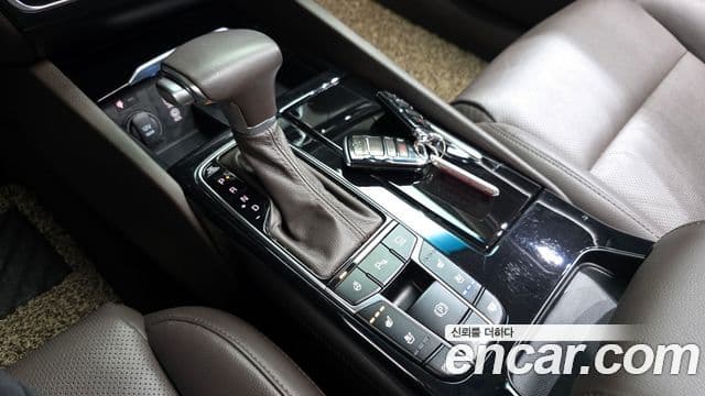 Kia All New K7 Noblesse, 2019 9