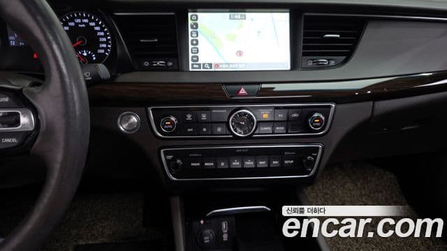 Kia All New K7 Noblesse, 2019 15