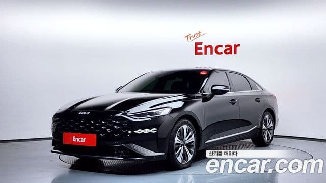 Kia K8 гибрид Signature, 2022 1