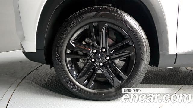 Chevrolet(GM대우) Trax кроссовер 1.2 ACTIV, 2024 все фото