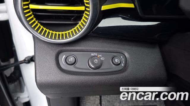 Chevrolet(GM대우) Trax кроссовер 1.2 ACTIV, 2024 17