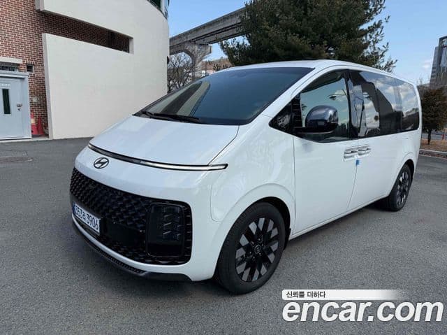 Hyundai Staria Inspiration, 2025 1