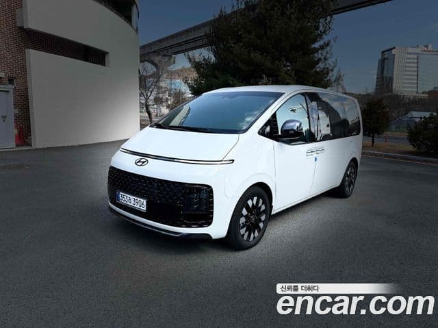 Hyundai Staria Inspiration, 2025 2