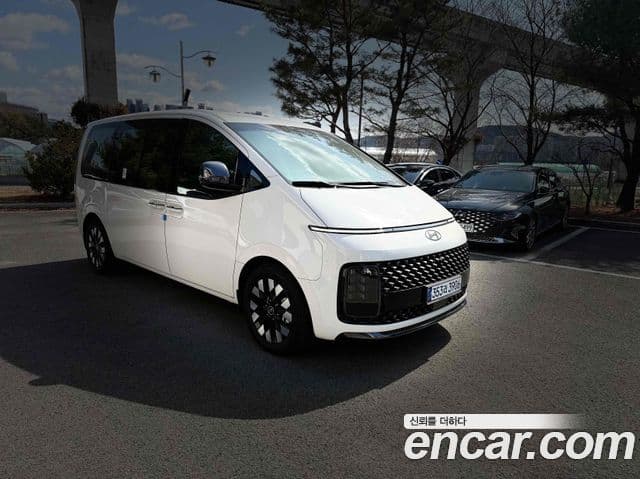 Hyundai Staria Inspiration, 2025 10