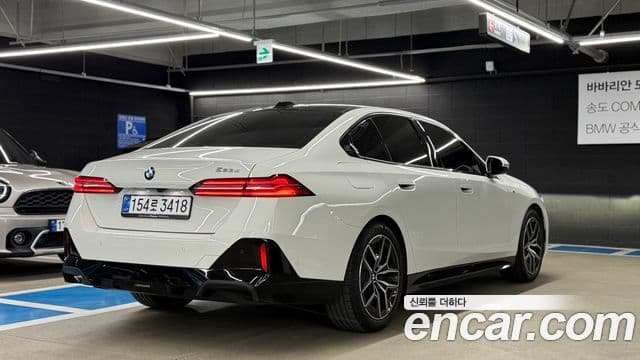 BMW 5시리즈 (G60) 523d M Sport, 2025 2