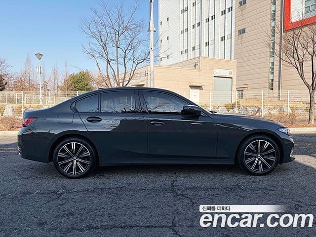 BMW 3시리즈 (G20), 2025 12