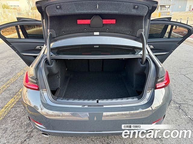 BMW 3시리즈 (G20), 2025 16