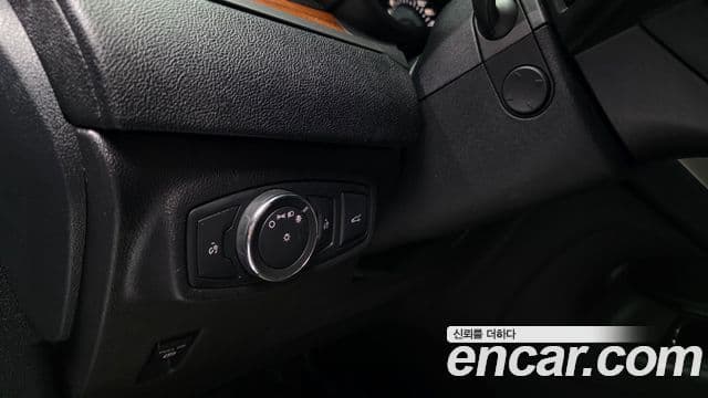 Lincoln MKC, 2017 17