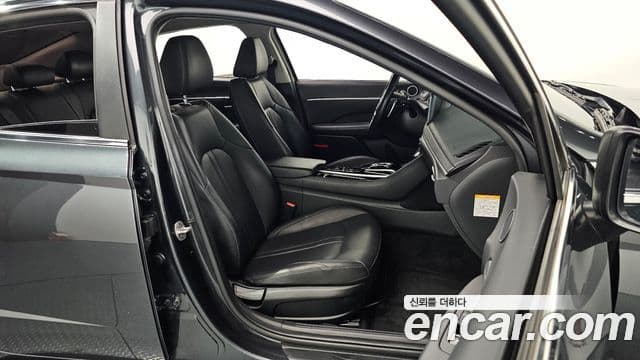 Hyundai Sonata гибрид (DN8) Modern, 2023 10