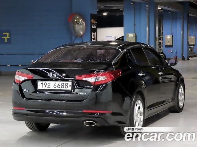 Kia K5 Special, 2013 4