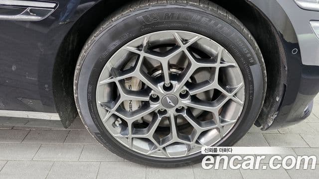 Genesis G80 (RG3) бензин 3.5 турбо 2WD, 2021 все фото