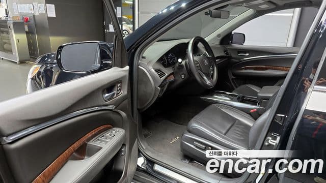 어큐라 MDX, 2017 11