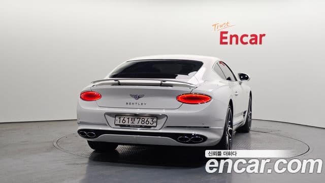 Bentley Continental GT 3세대 4.0 GT Azure, 2023 4