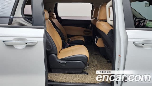 Kia Carnival 4세대 Prestige, 2022 12