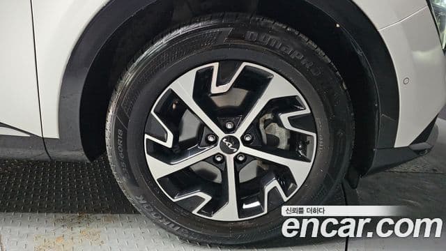 Kia Sportage 5세대 гибрид Signature 2WD, 2022 все фото