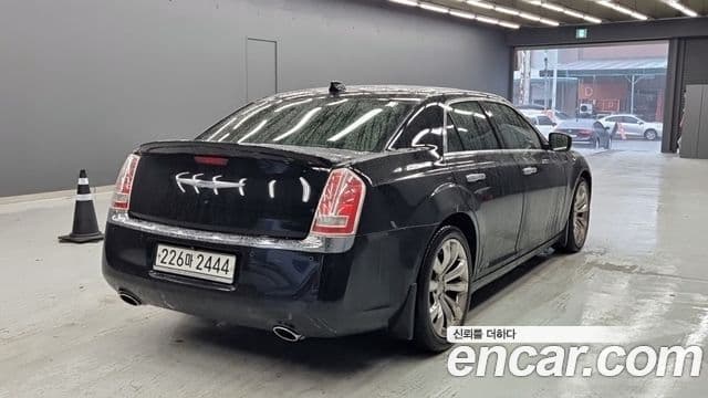 크라이슬러 The / новый New 300C, 2012 2