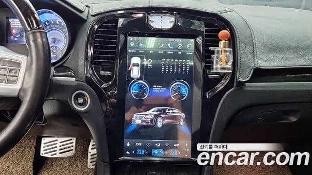 크라이슬러 The / новый New 300C, 2012 8