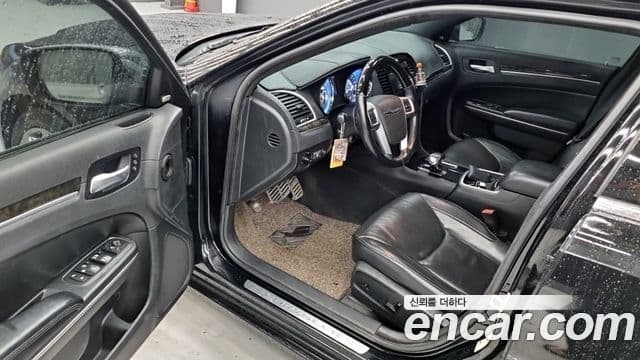 크라이슬러 The / новый New 300C, 2012 11