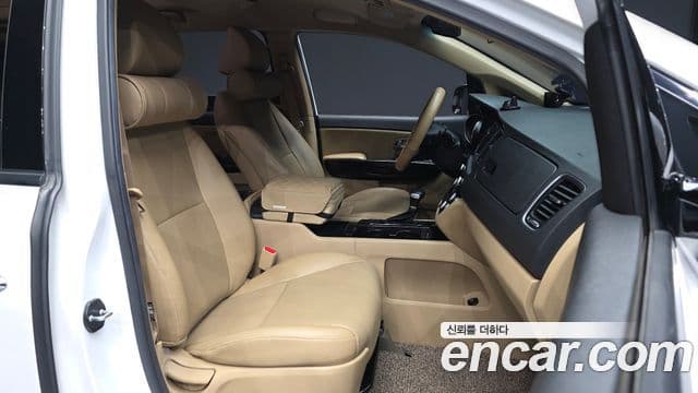 Kia All New Carnival Prestige High Roof, 2017 11