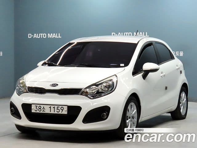 Kia All New Pride Luxury, 2014 1