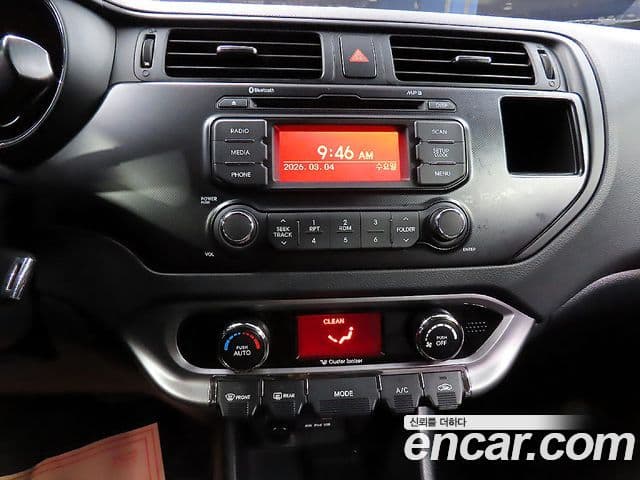 Kia All New Pride Luxury, 2014 11