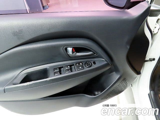 Kia All New Pride Luxury, 2014 13