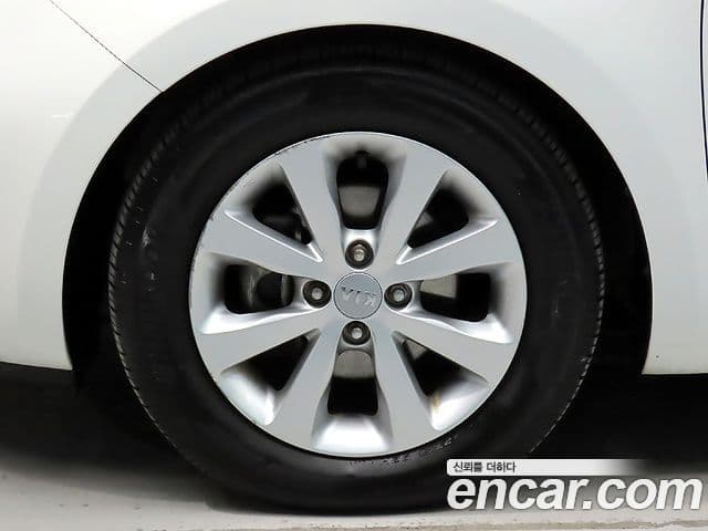 Kia All New Pride Luxury, 2014 20