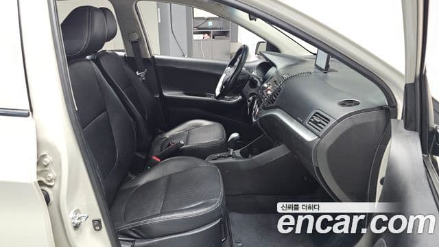 Kia All New Morning Deluxe Trendy, 2015 11