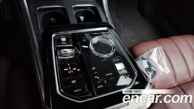BMW 7시리즈 (G70) 740d xDrive M Sport, 2024 9