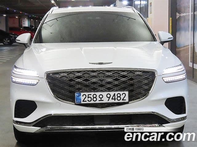 Genesis GV70, 2025 3