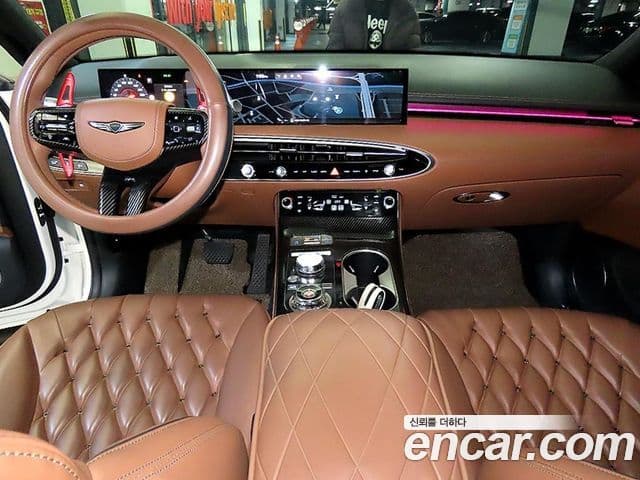 Genesis GV70, 2025 7