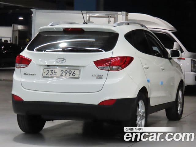 Hyundai Tucson ix Luxury, 2010 4