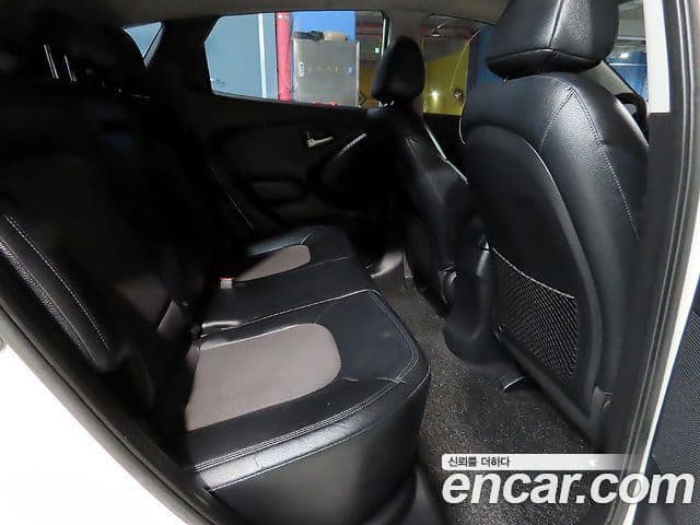 Hyundai Tucson ix Luxury, 2010 10