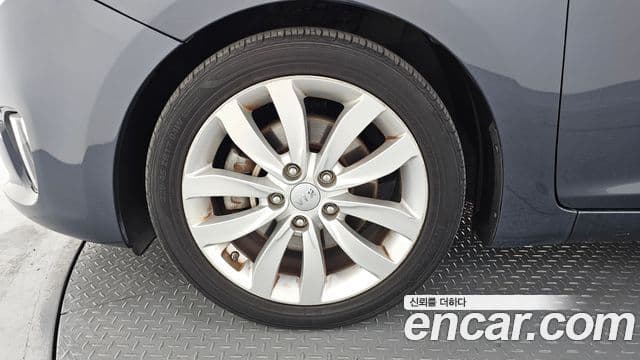 Kia All New Carens Prestige, 2016 все фото