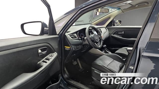 Kia All New Carens Prestige, 2016 11