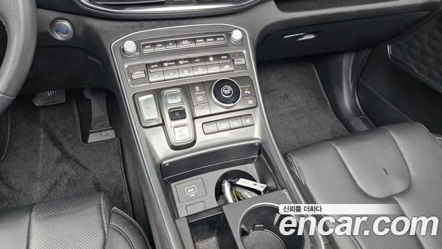 Hyundai The / новый New Santa Fe Exclusive, 2023 9