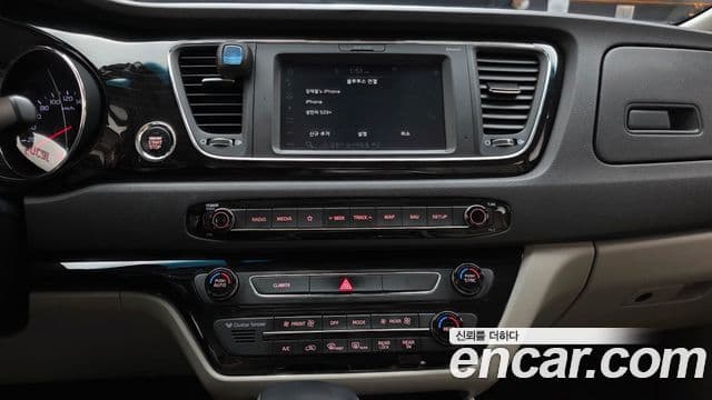 Kia The / новый New Carnival Noblesse, 2019 14