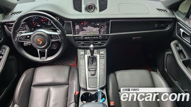 Porsche Macan 95B, 2019 4