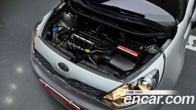 Kia All New Pride Deluxe, 2012 6