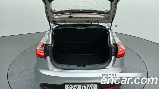 Kia All New Pride Deluxe, 2012 20