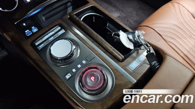 Genesis G80 (RG3) бензин 2.5 турбо AWD, 2024 9